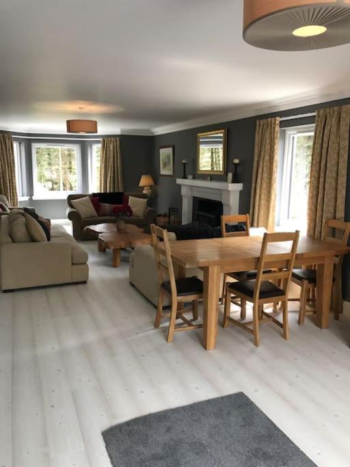 Cardon House - Luxury Highland Holiday Home Inverness Esterno foto